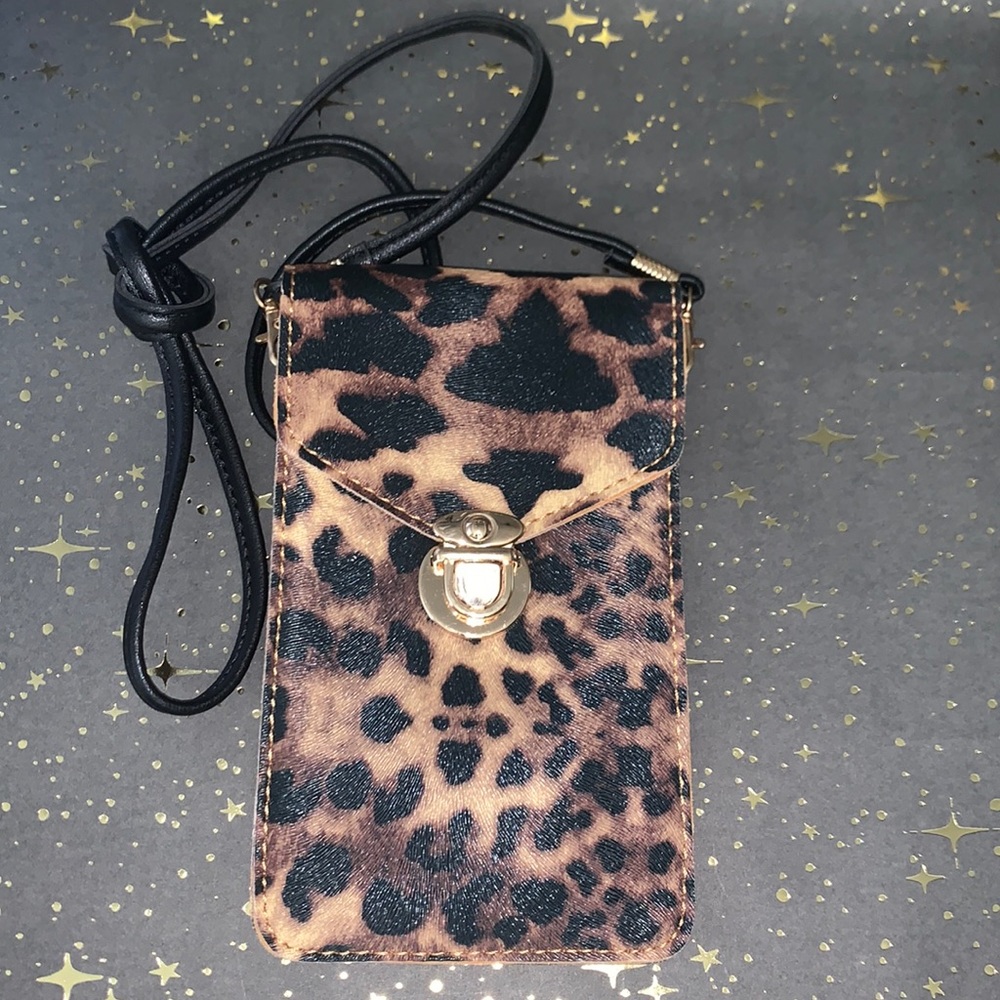 Leopard cell phone crossbody purse